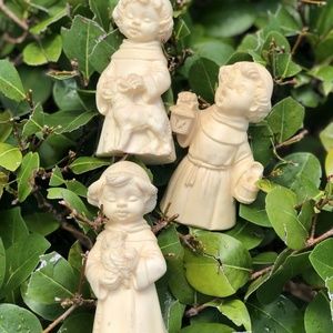 A Santini Monk Choir Boy Classic Figure Owl Dog Lantern Resin Italy Vintage 60s